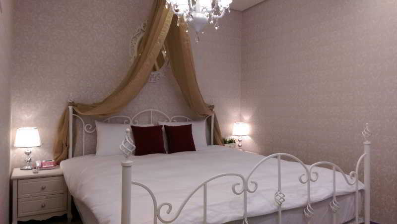 Royal Rose Hotel Taipei Station Экстерьер фото