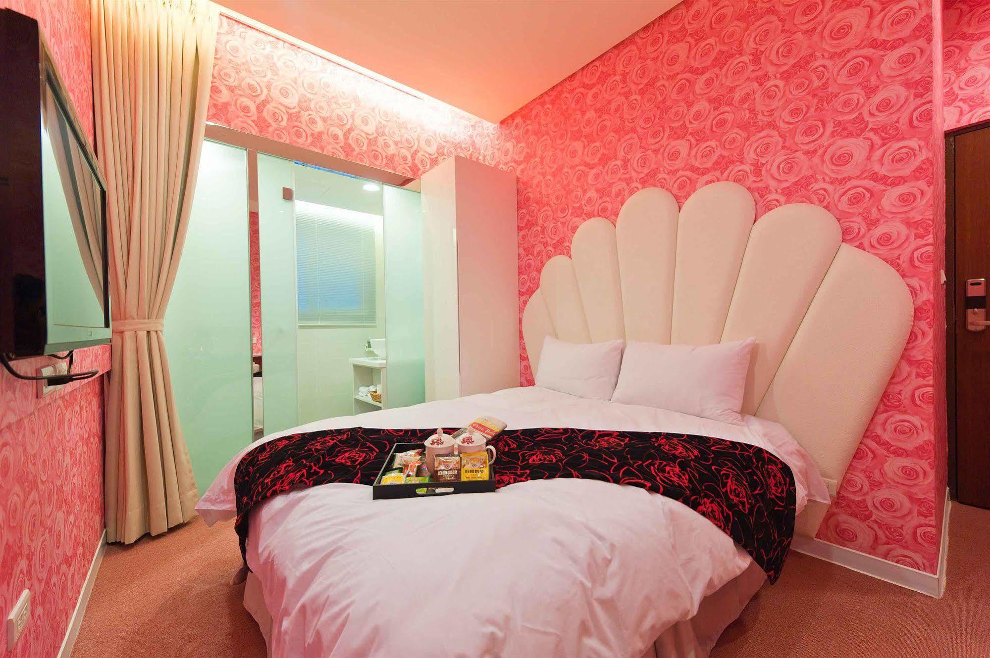 Royal Rose Hotel Taipei Station Экстерьер фото