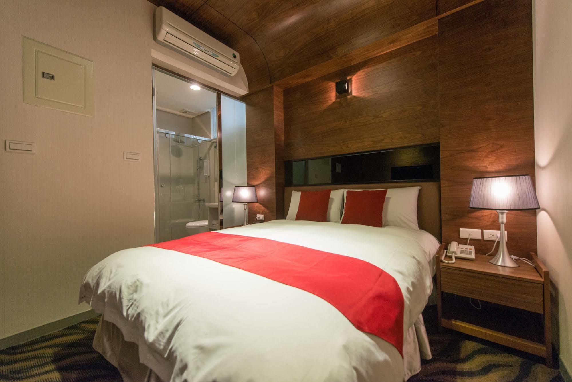 Royal Rose Hotel Taipei Station Экстерьер фото