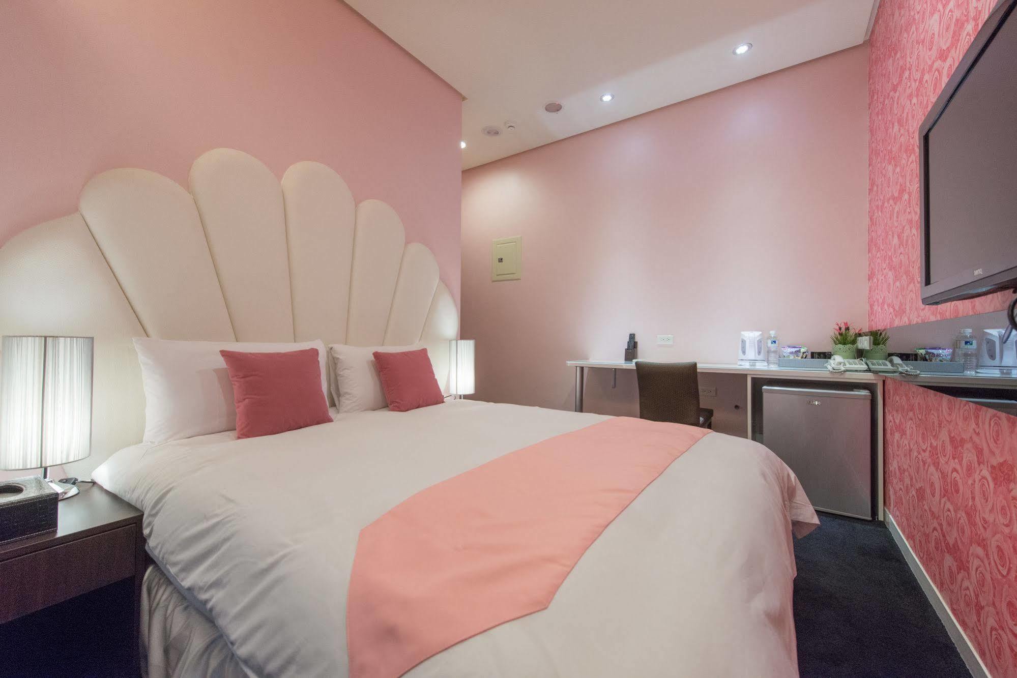 Royal Rose Hotel Taipei Station Экстерьер фото
